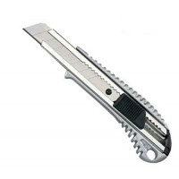 Професионален макетен нож WERT 100x18 mm